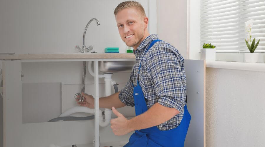 Expert burst pipe repair services in Glen Ellyn, IL